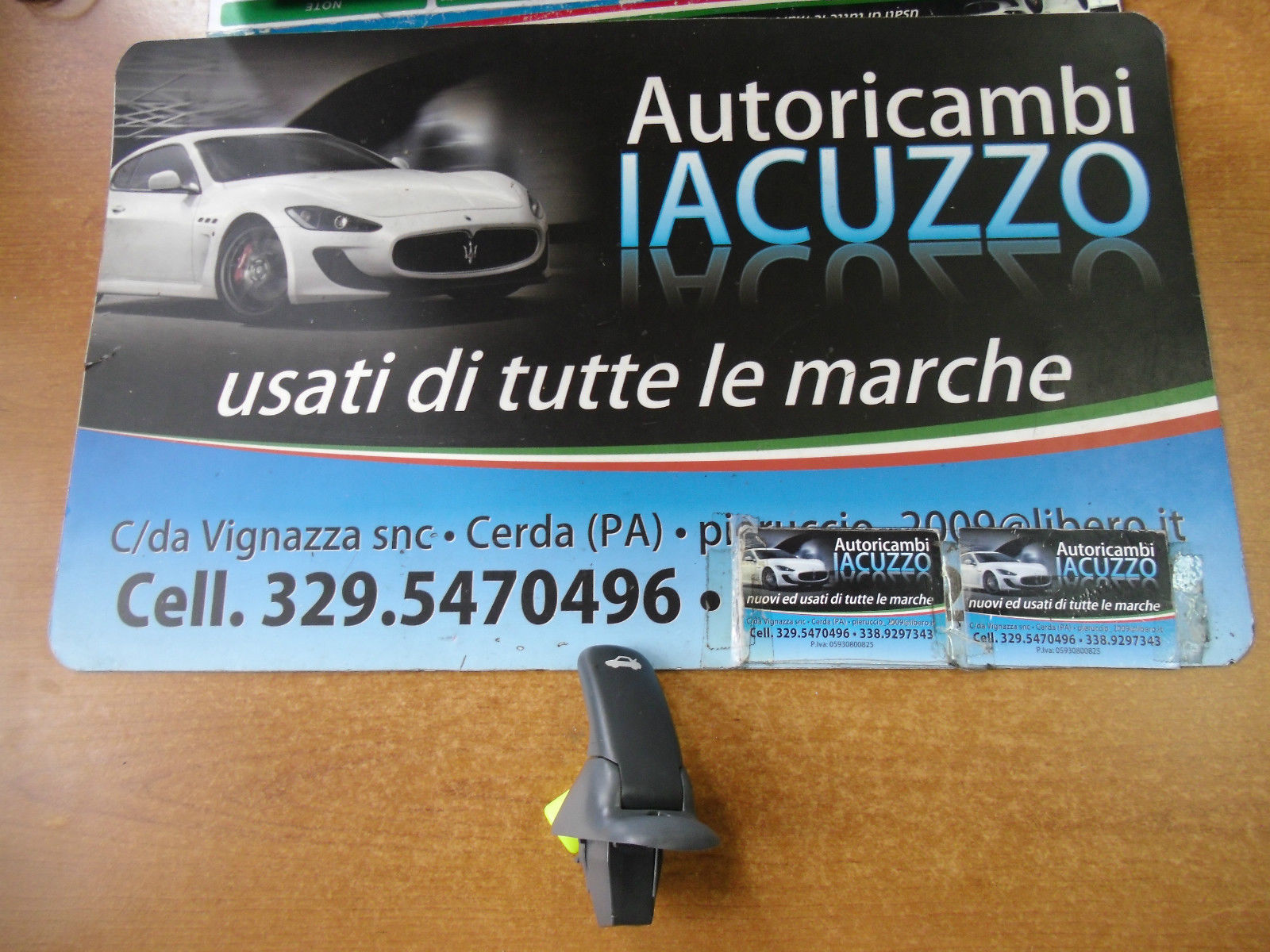 MANIGLIA LEVA APRI COFANO POSTERIORE FIAT PUNTO 1° SERIE Iacuzzo Autoricambi